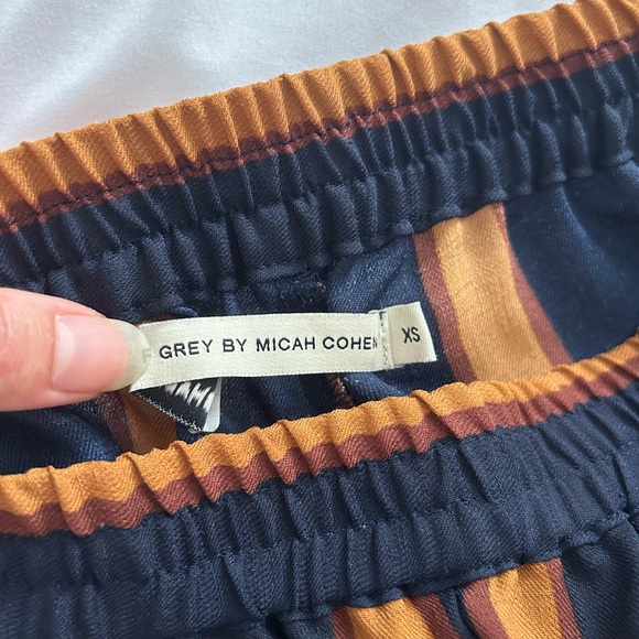 Shades of Grey pants XS - Picture 4 of 9